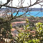 La Desirade *